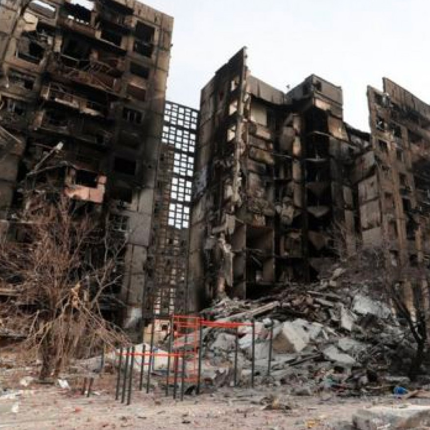 Mariupol destroyed house